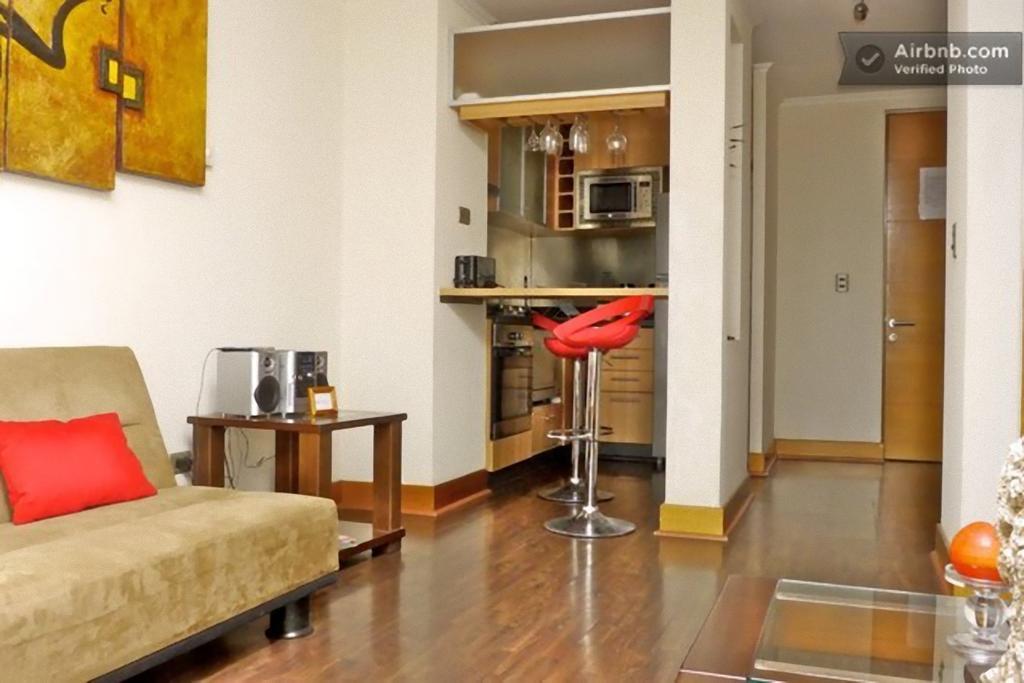 Exmonarca By Design Apartment Santiago Bilik gambar